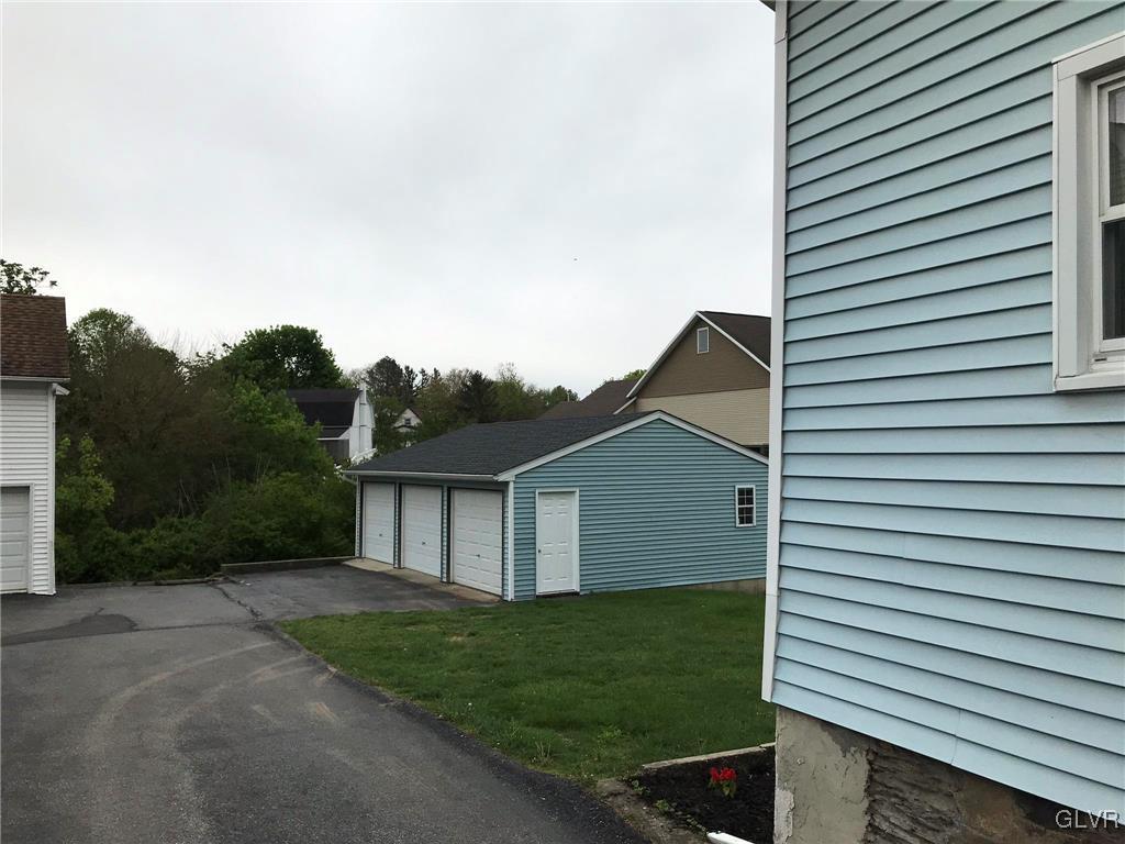 6346 Memorial Road Allentown, PA 18106 - Photo 3 of 32 Gallery Image 3