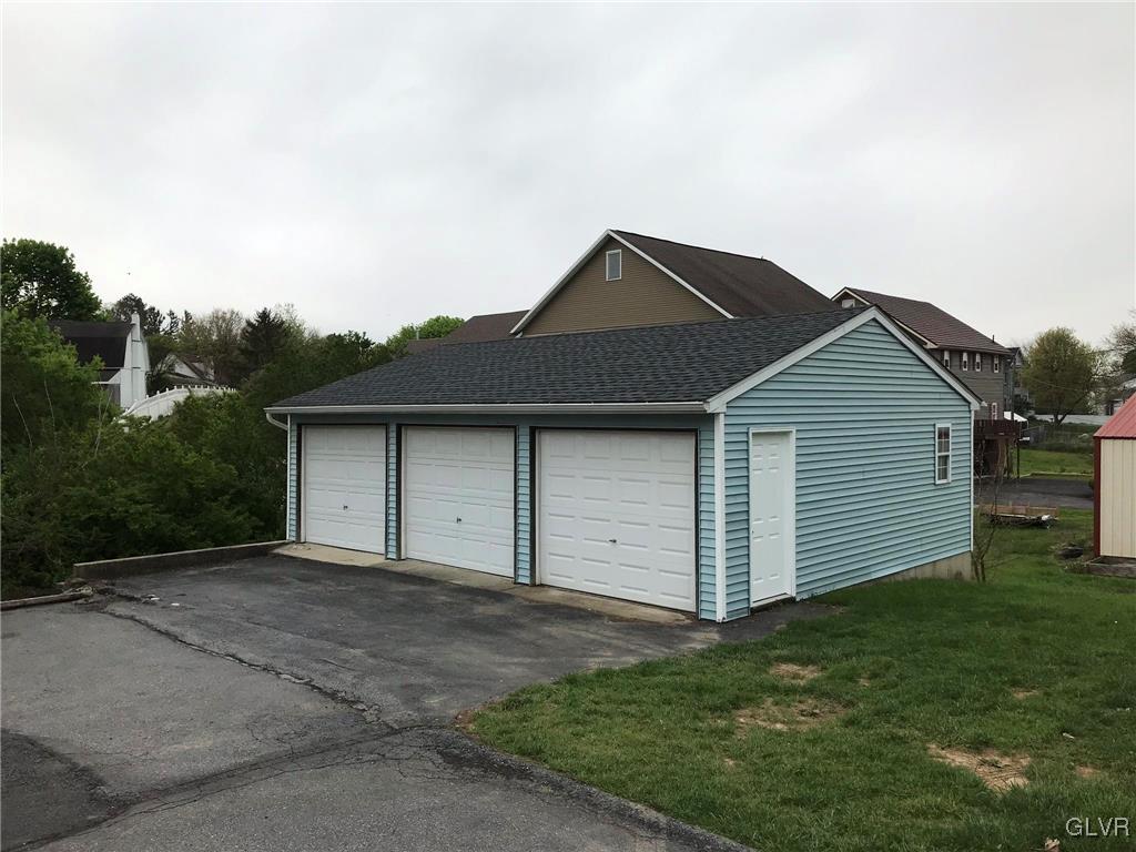 6346 Memorial Road Allentown, PA 18106 - Photo 4 of 32 Gallery Image 4