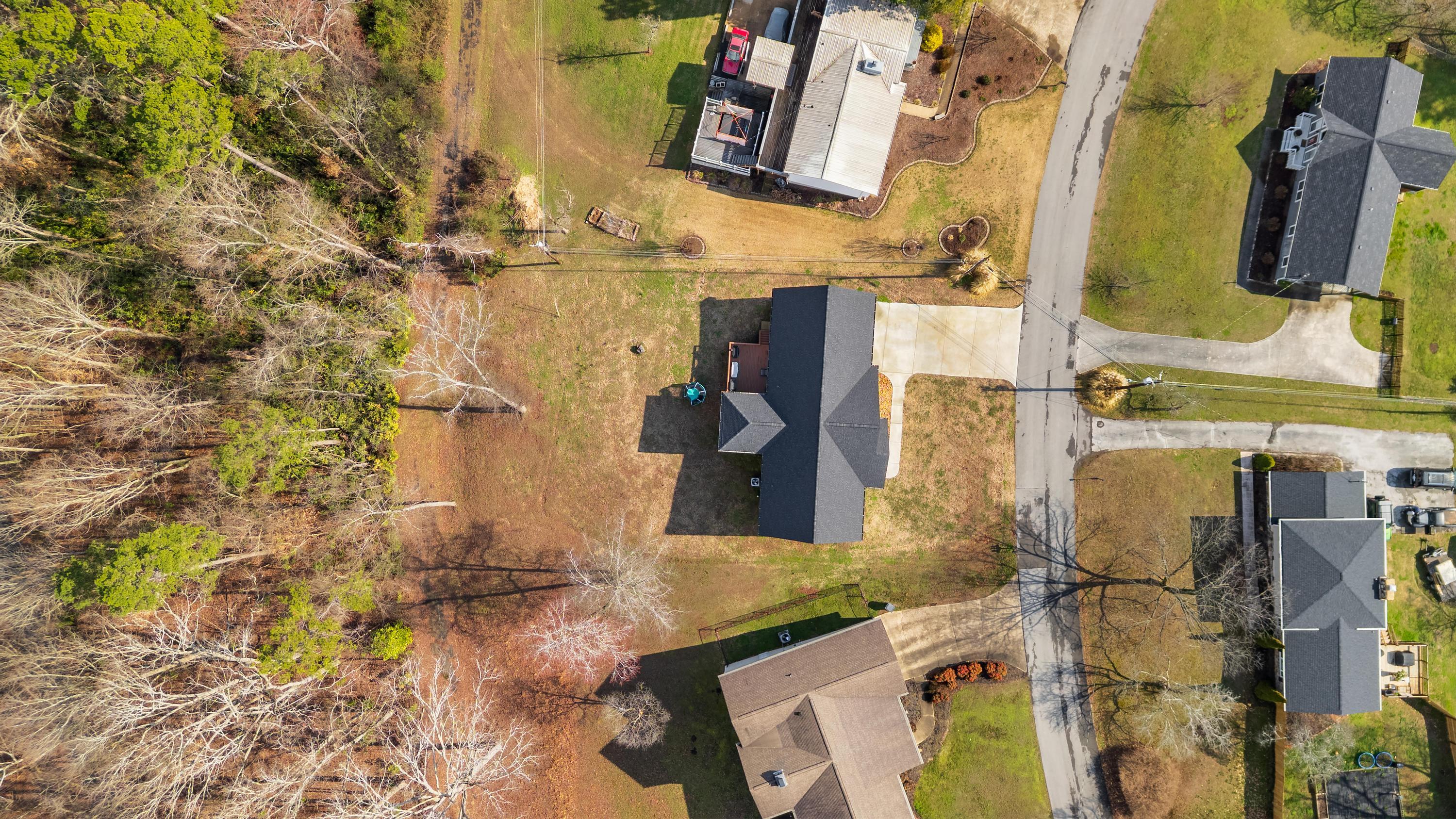 9425 Bayview Road Soddy Daisy, TN 37379 - Photo 24 of 30 2026_02_February_9425_Bayview_Rd_0012
