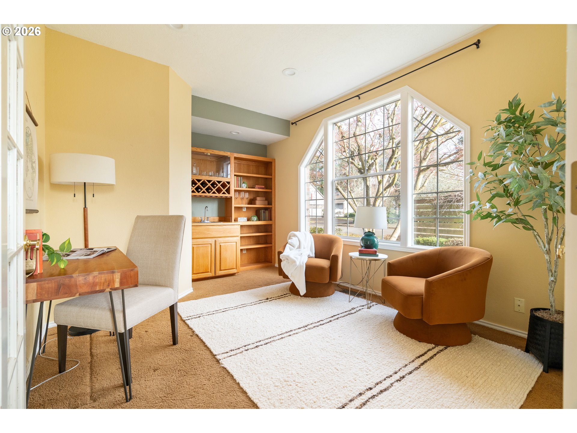 9985 Southwest 141st Avenue Beaverton, OR 97008 - Photo 6 of 47 a living room with furniture and a large window