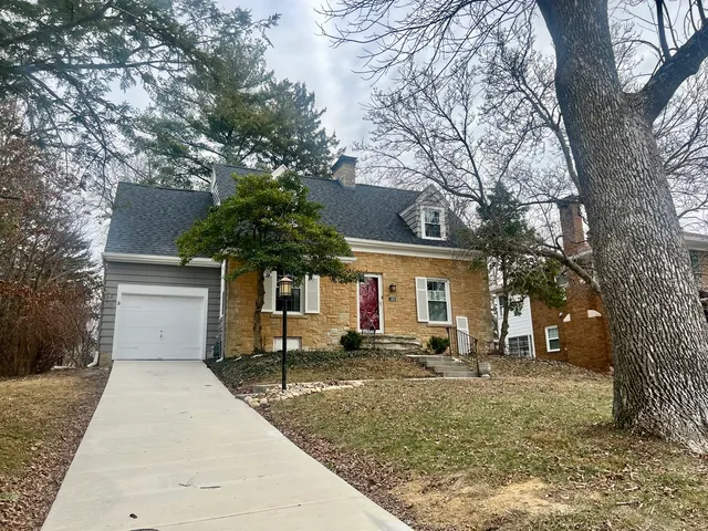 $169,900 | 180 South Glencoe Avenue, Decatur, IL 62522