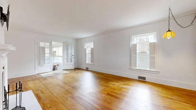 $169,900 | 180 South Glencoe Avenue, Decatur, IL 62522