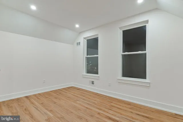 $425,000 | 10 North Hilltop Avenue, Somerdale, NJ 08083