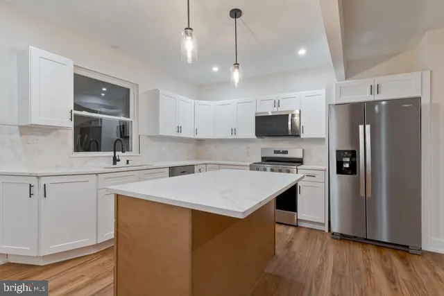 $425,000 | 10 North Hilltop Avenue, Somerdale, NJ 08083