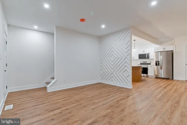 $425,000 | 10 North Hilltop Avenue, Somerdale, NJ 08083