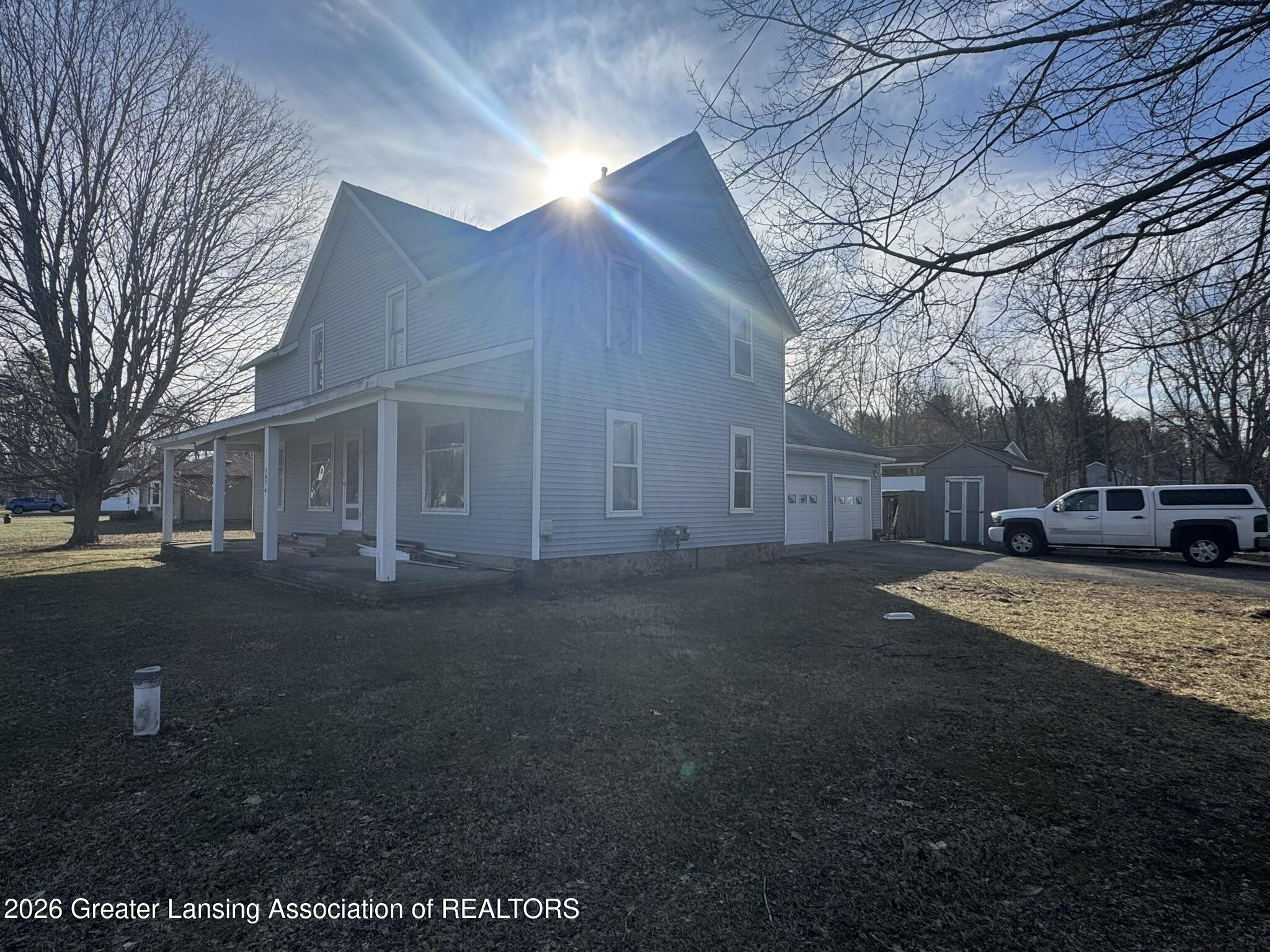1674 East Clinton Trail Charlotte, MI 48813 - Photo 5 of 19 IMG_8209