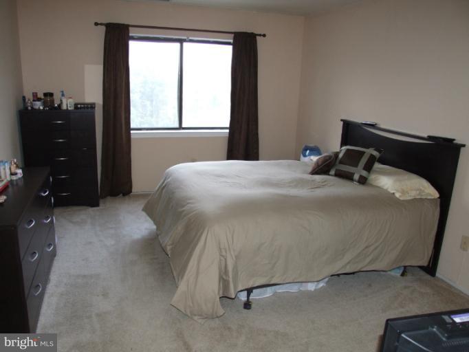 2903 Fallstaff Road, Unit 601 Baltimore, MD 21209 - Photo 7 of 9 Bedroom