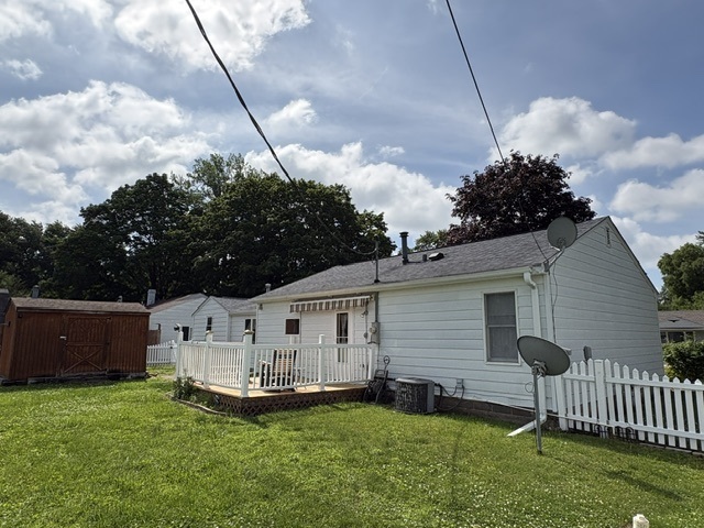 836 East Locust Street Watseka, IL 60970 - Photo 3 of 13