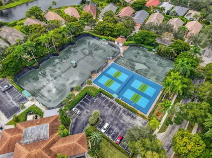 $550,000 | 6032 Rossmoor Lakes Court, Boynton Beach, FL 33437