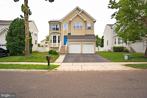 $640,000 | 71 Seneca Lane, Bordentown, NJ 08505