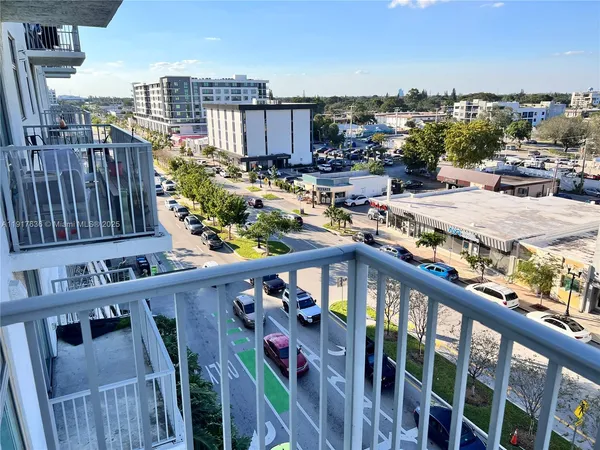 $2,650 | 140 South Dixie Highway, Unit 507, Hollywood, FL 33020