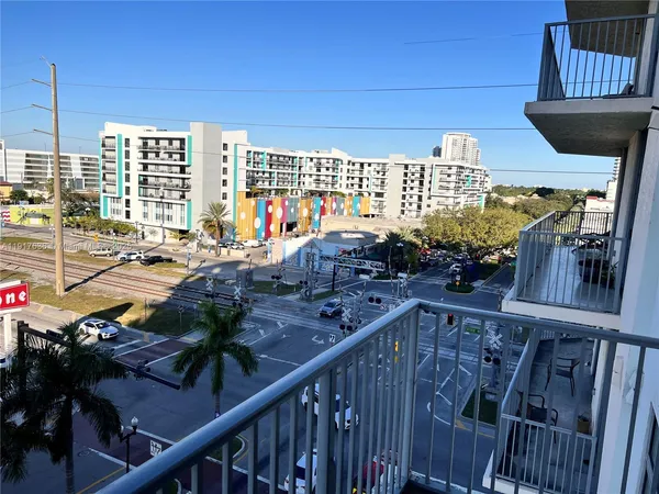 $2,650 | 140 South Dixie Highway, Unit 507, Hollywood, FL 33020