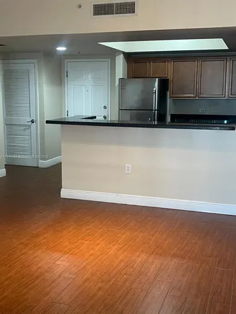 $2,650 | 140 South Dixie Highway, Unit 507, Hollywood, FL 33020