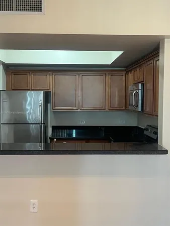 $2,650 | 140 South Dixie Highway, Unit 507, Hollywood, FL 33020