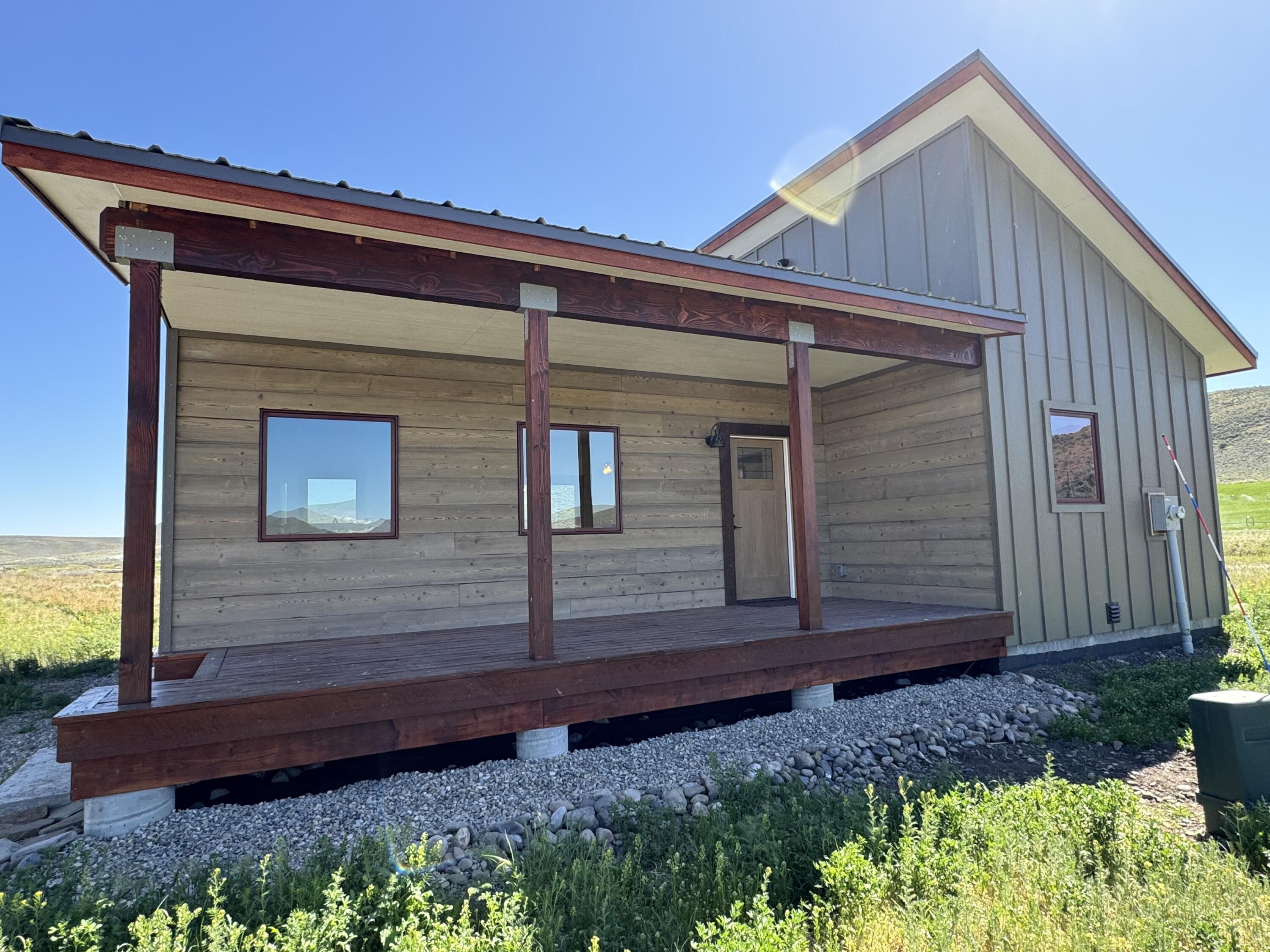 159 Foothill Road Carey, ID 83320 - Photo 3 of 24 Residence