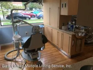 $998,888 | 4262 Richmond Avenue | Eltingville