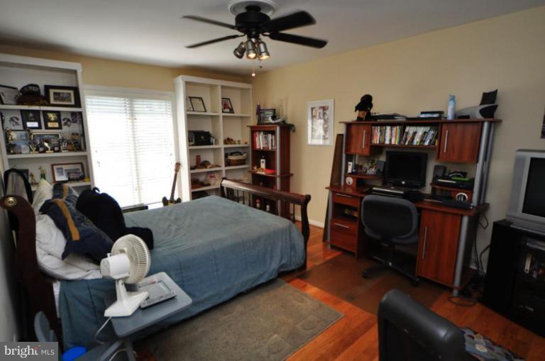 18169 Canby Road Leesburg, VA 20175 - Photo 3 of 30 Bedroom #3
