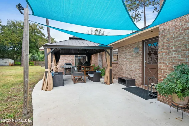 $445,000 | 2050 Foxwood Drive, Orange Park, FL 32073