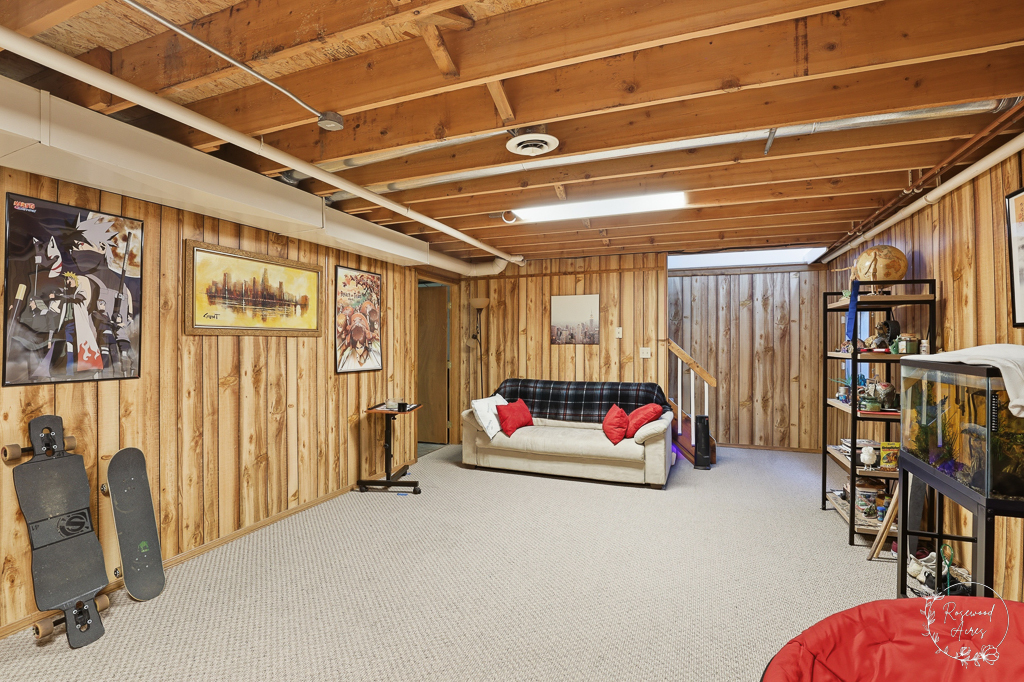 2853 Forsythia Lane St. Anne, IL 60964 - Photo 25 of 31 a hallway with toys
