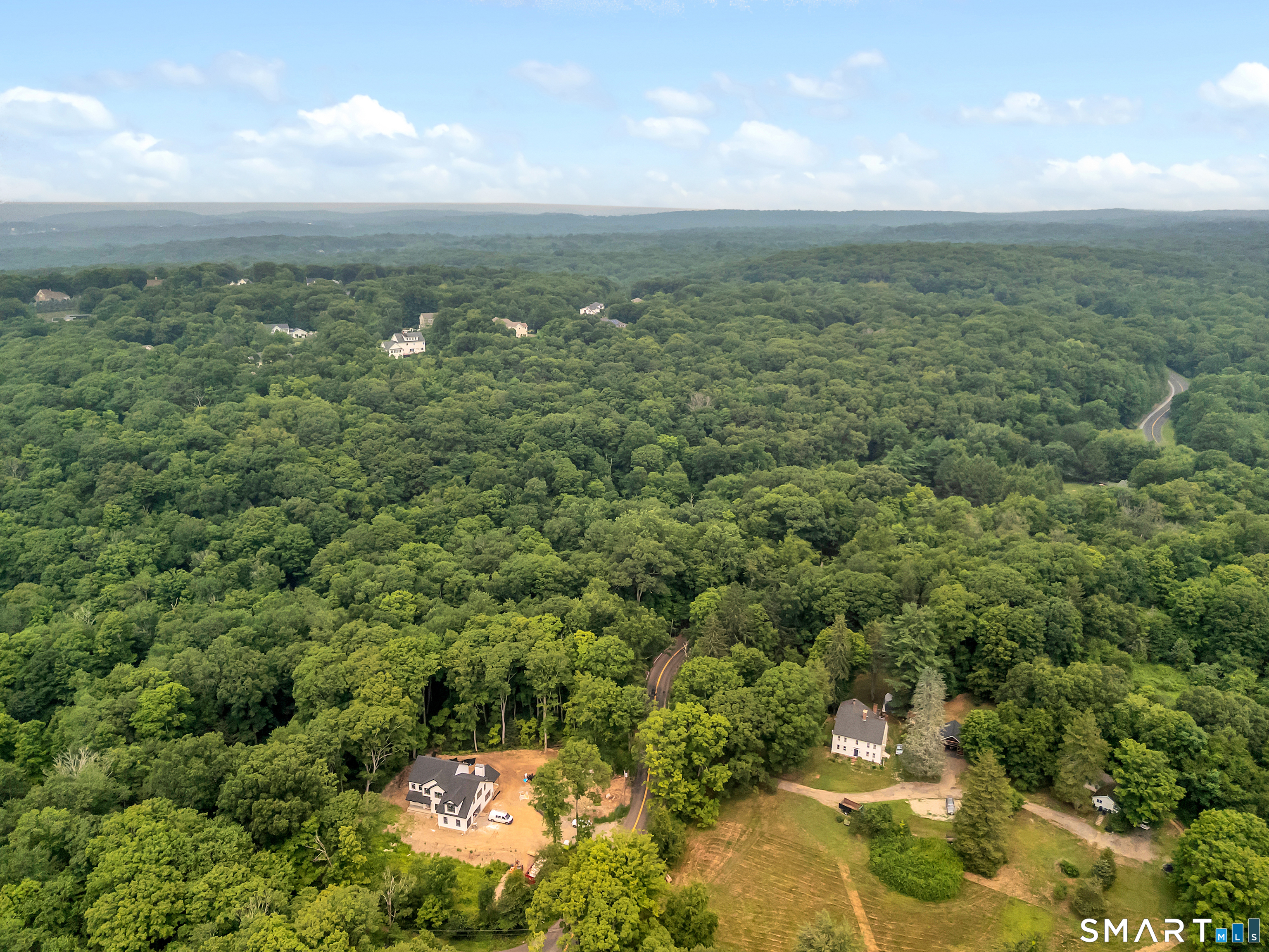 391 Newton Road Woodbridge, CT 06525 - Photo 6 of 13