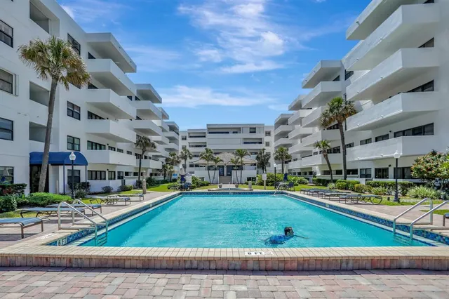 $499,900 | 330 Southeast 20th Avenue, Unit 514, Deerfield Beach, FL 33441