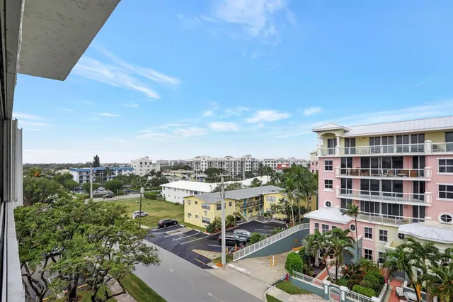 $499,900 | 330 Southeast 20th Avenue, Unit 514, Deerfield Beach, FL 33441