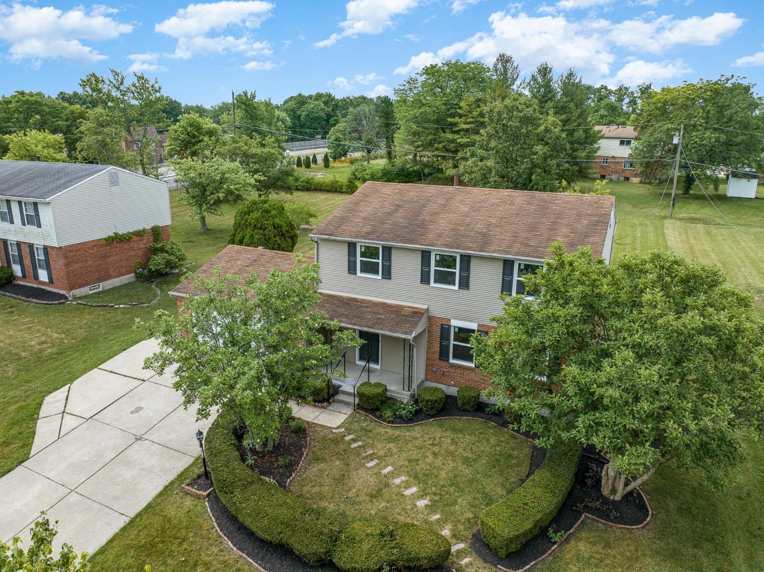 1215 Waycross Road Forest Park, OH 45240 - Photo 2 of 33