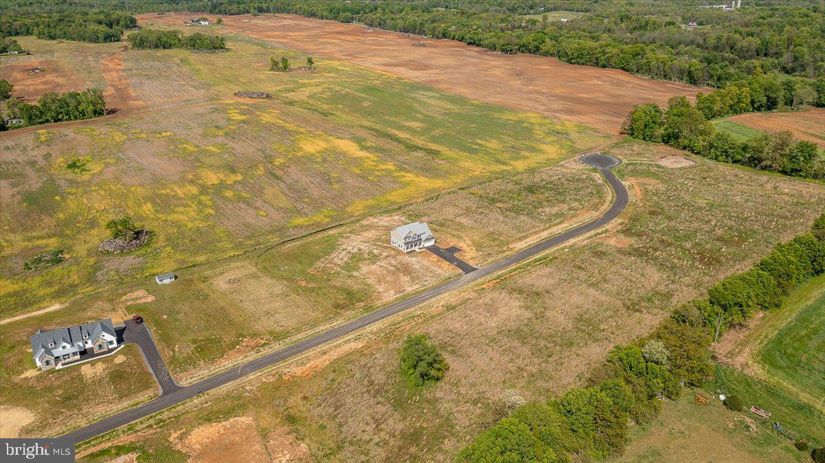 333 Eiderdown Drive Martinsburg, WV 25404 - Photo 14 of 55