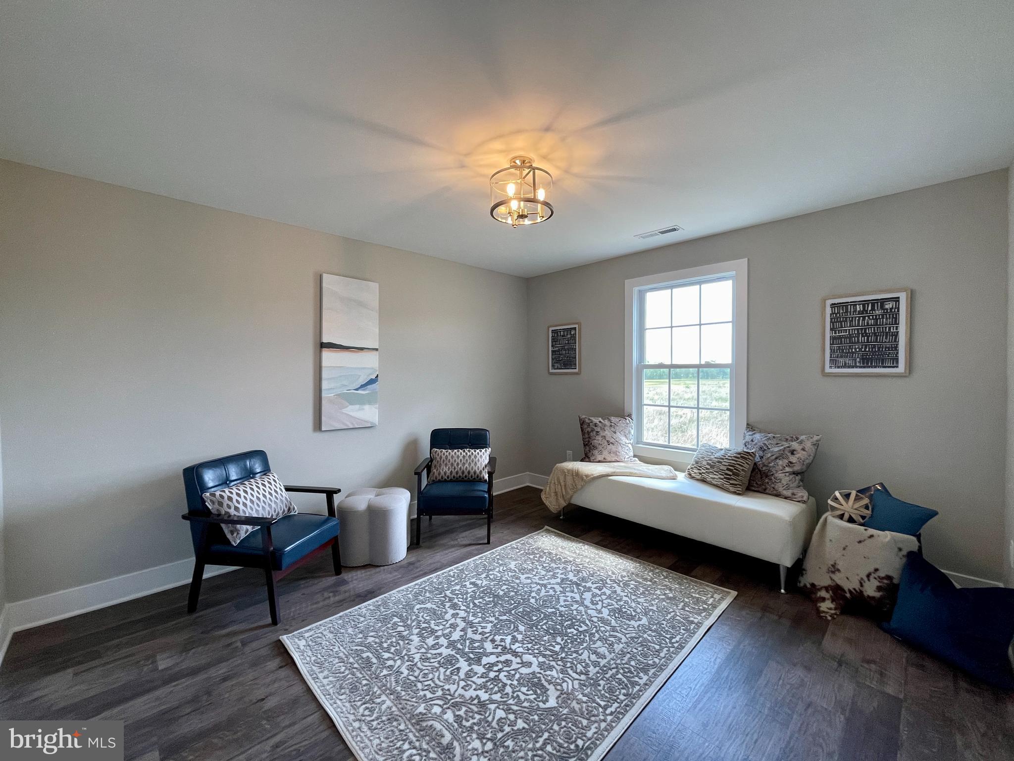 333 Eiderdown Drive Martinsburg, WV 25404 - Photo 15 of 55 Primary bedroom sitting area