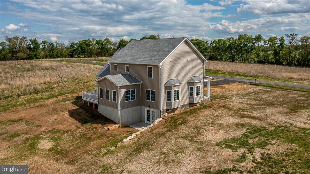 333 Eiderdown Drive Martinsburg, WV 25404 - Photo 3 of 55