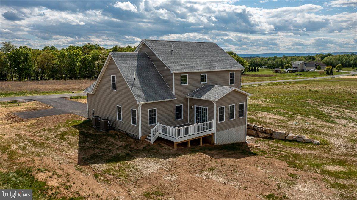 333 Eiderdown Drive Martinsburg, WV 25404 - Photo 7 of 55