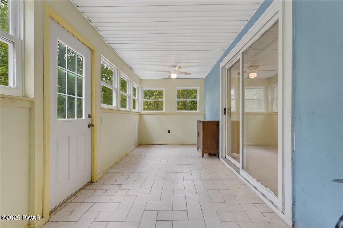177 Meadow Ridge Acres Road Dingmans Ferry, PA 18328 - Photo 39 of 82 Sunroom