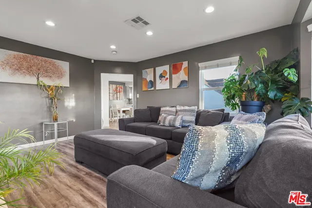 $875,000 | 10236 South 1st Avenue, Inglewood, CA 90303