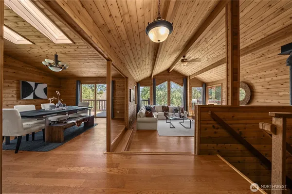 $975,000 | 37902 278th Avenue Southeast, Enumclaw, WA 98022