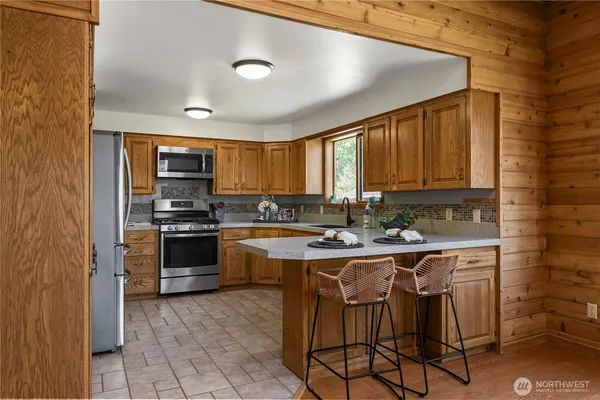 $975,000 | 37902 278th Avenue Southeast, Enumclaw, WA 98022