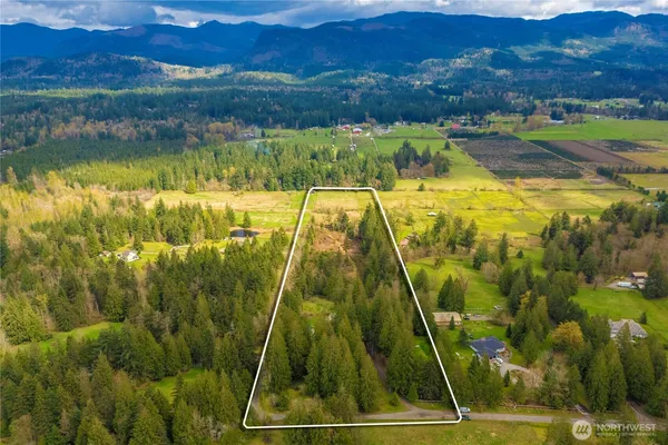 $975,000 | 37902 278th Avenue Southeast, Enumclaw, WA 98022
