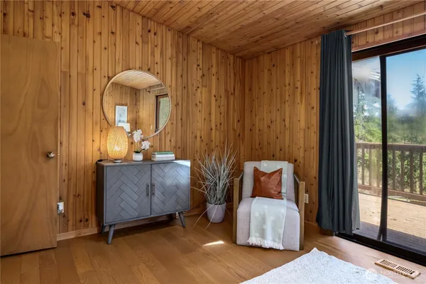 $975,000 | 37902 278th Avenue Southeast, Enumclaw, WA 98022