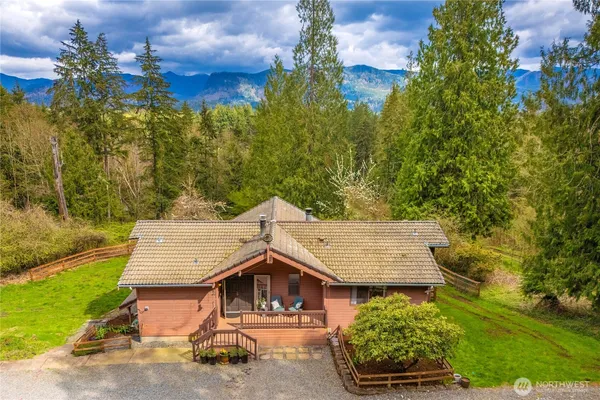 $975,000 | 37902 278th Avenue Southeast, Enumclaw, WA 98022