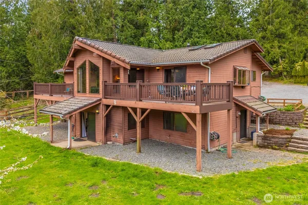 $975,000 | 37902 278th Avenue Southeast, Enumclaw, WA 98022