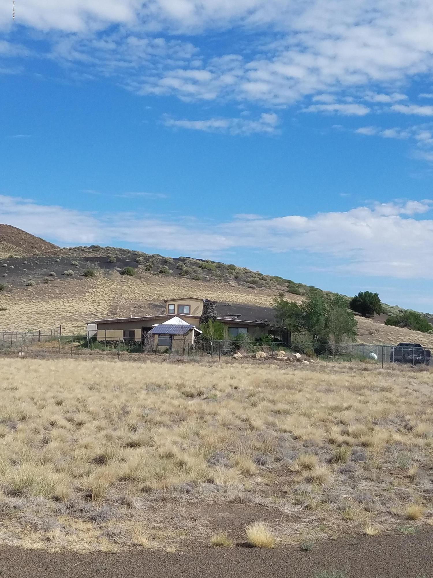 180 Leupp Road Flagstaff, AZ 86004 - Photo 1 of 1 Front view