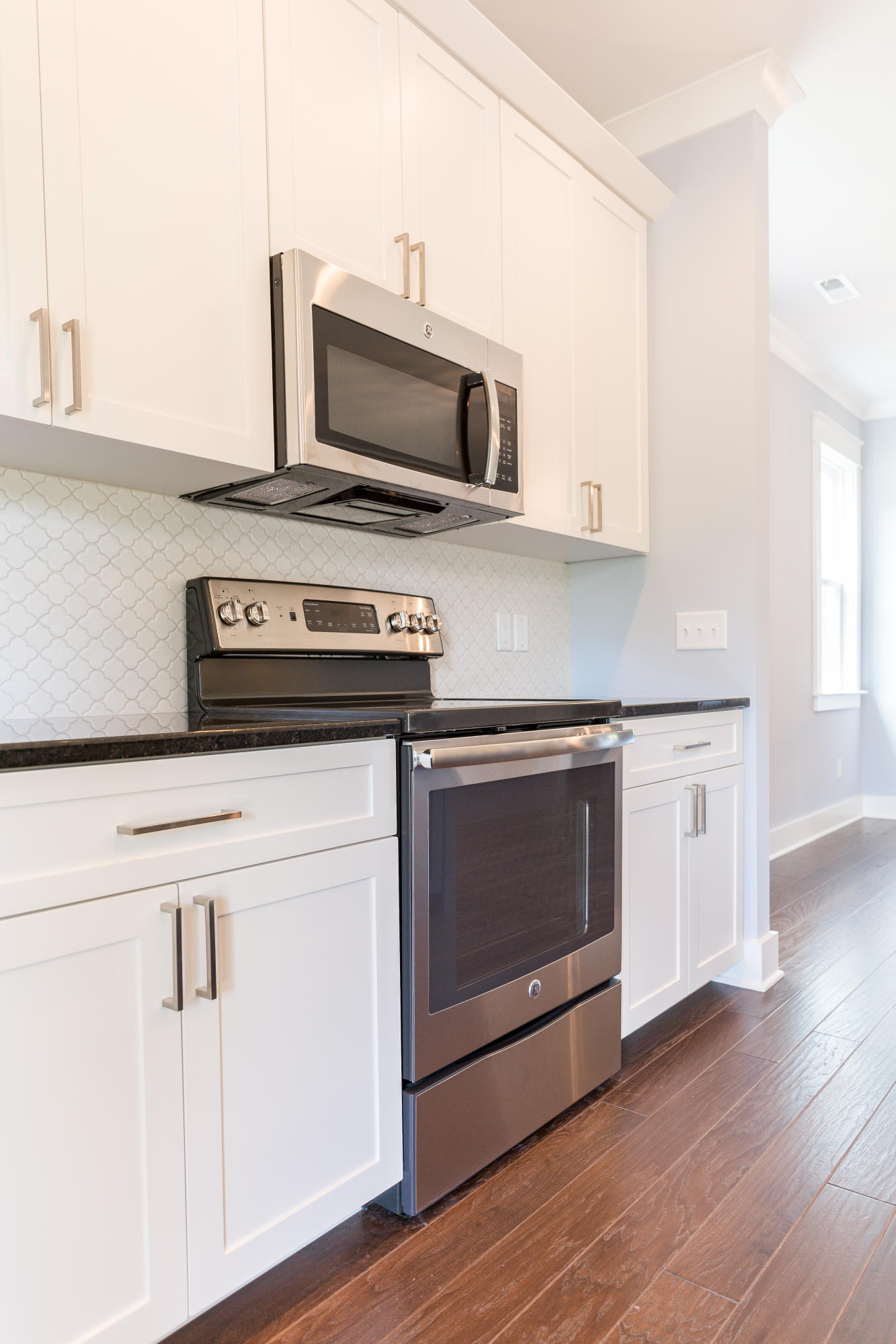 8472 Morin Road, Unit LOT 6 Chattanooga, TN 37421 - Photo 10 of 37 stove/microwave