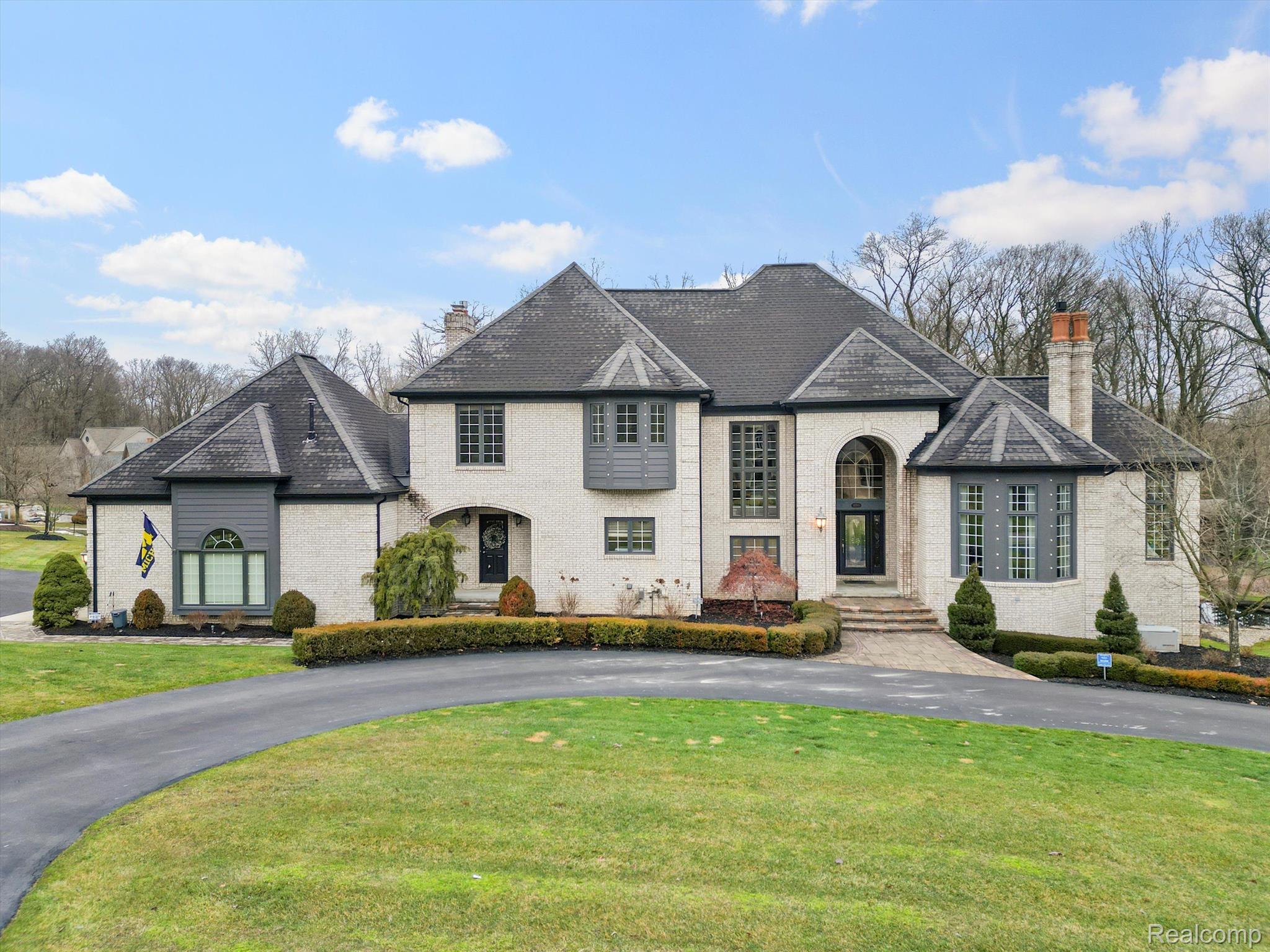 1590 Scenic Hollow Rochester, MI 48306 - Photo 1 of 85 Gallery Image 1