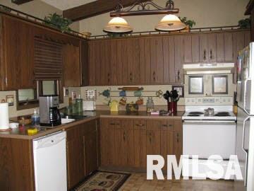 1711 Harlan Road Mount Vernon, IL 62864 - Photo 6 of 15 Gallery Image 6