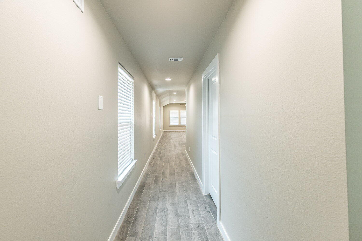 4608 126th Street Lubbock, TX 79424 - Photo 3 of 23 3