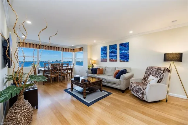 $238,900 | 1900 Clifford Street, Unit 301, Fort Myers, FL 33901