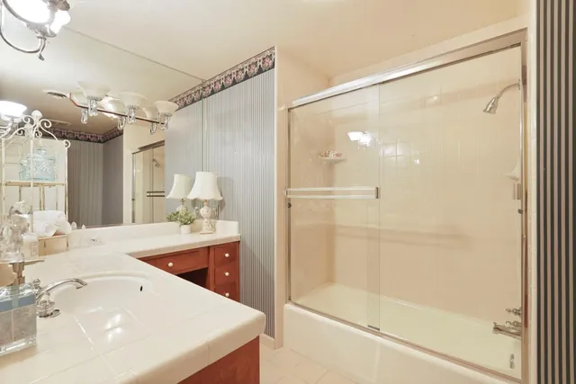 $1,400,000 | 450 West Turner Road, Lodi, CA 95242