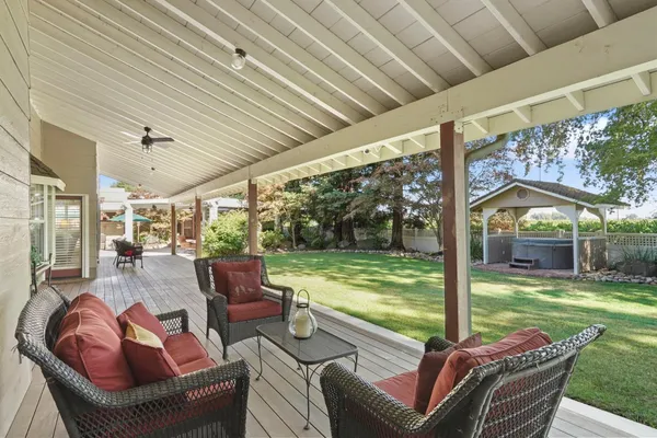 $1,250,000 | 450 West Turner Road, Lodi, CA 95242