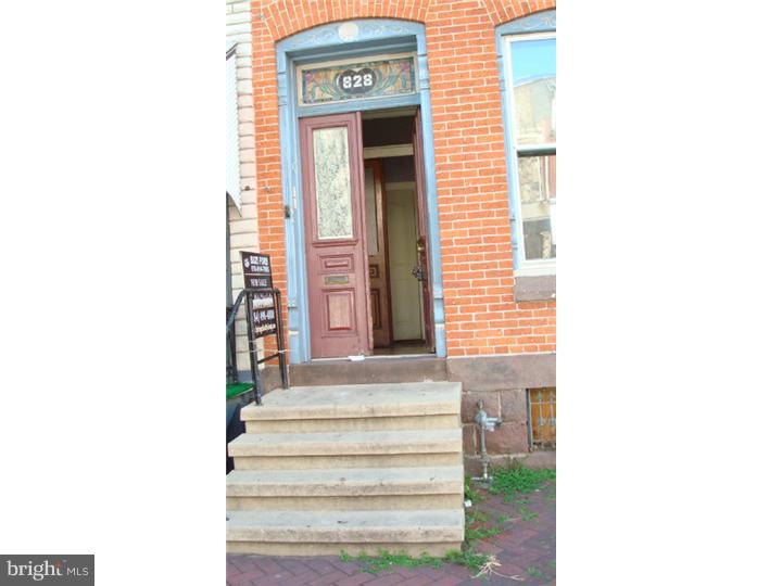 828 North 11th Street Reading, PA 19604 - Photo 1 of 18