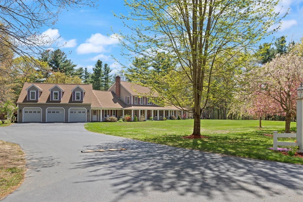 20-22 Box Pond Road Bellingham, MA 02019 - Photo 2 of 42