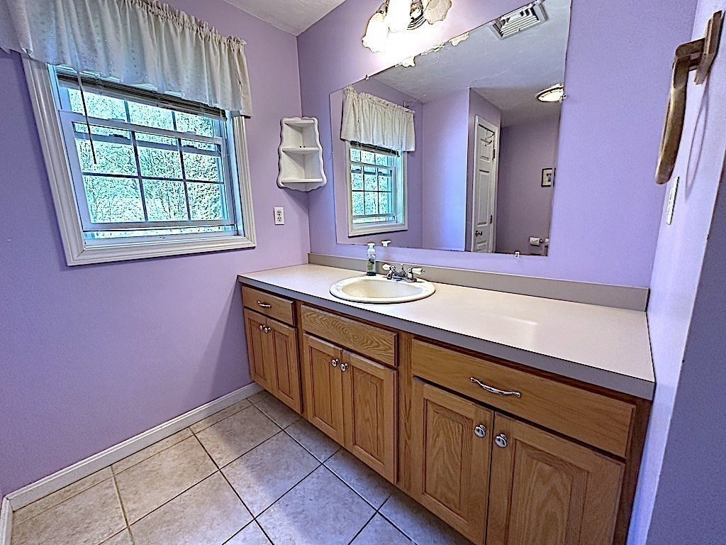 20-22 Box Pond Road Bellingham, MA 02019 - Photo 27 of 42